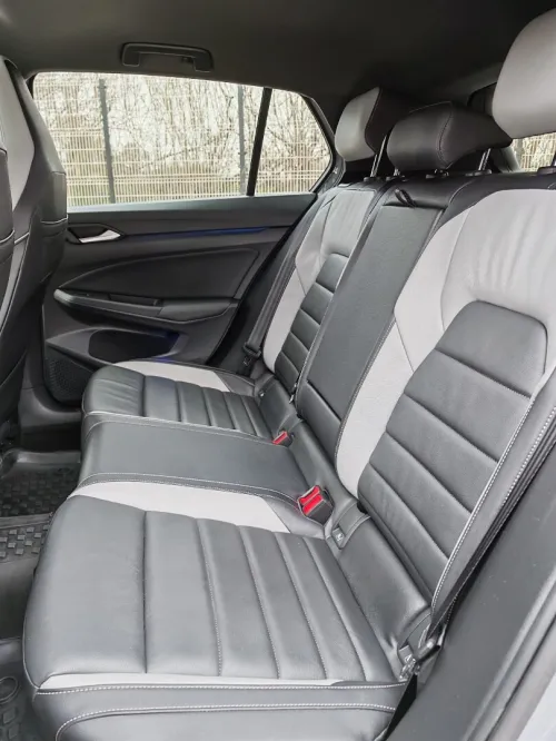 Volkswagen Golf 8 2021 GTE