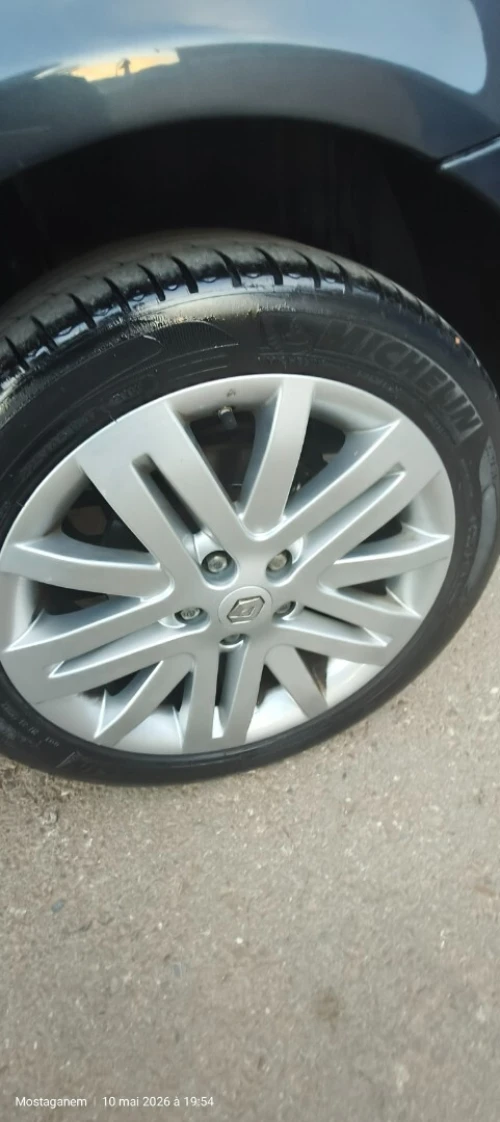 Renault Laguna 2 2002 Initial paris