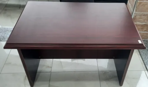 Bureau MDF bonne qualité 1M20