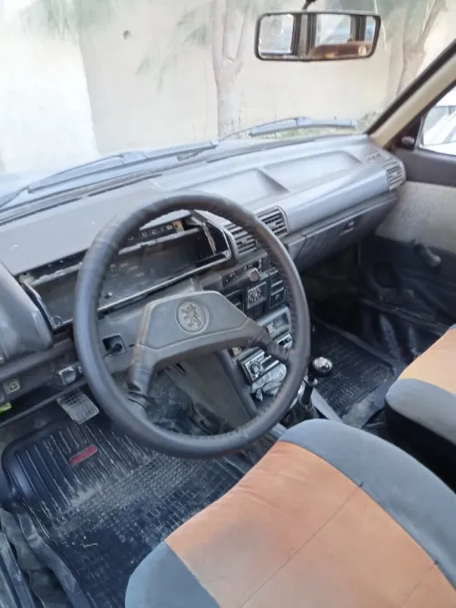 Peugeot 305 1987 305