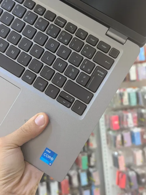 DELL latitude 5420 i5 1145G7 16GB 256 SSD FULL HD