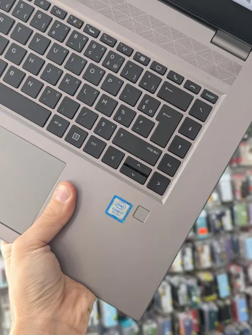 HP ZBOOK STUDIO G5  I7 8750H 16GB 512 SSD  NVME NVIDIA QUADRO P1000 4G
