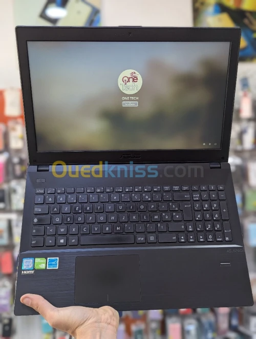 ASUS NOTEBOOK  i7-6500U 8GB DDR4 256 SSD NVIDIA GEFORCE 920 M 2GB  