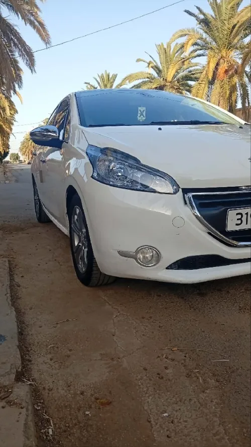 Peugeot 208 2014 208