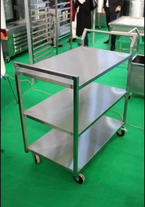 ELEMENT NEUTRE DE CUISINE PROFESSIONNELLE EN INOX