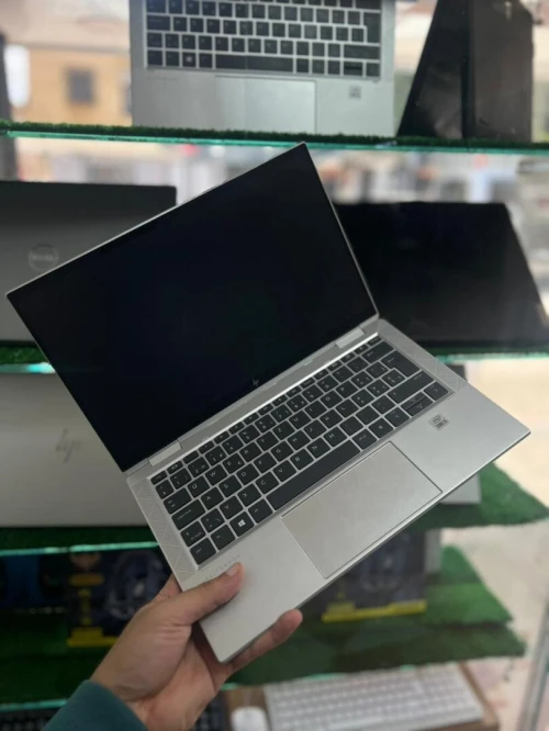 HP EliteBook 830 G7 X360 - 2-en-1 Tactile 13,3" | i5 10ème Gén | 8Go RAM | 256Go SSD | FHD