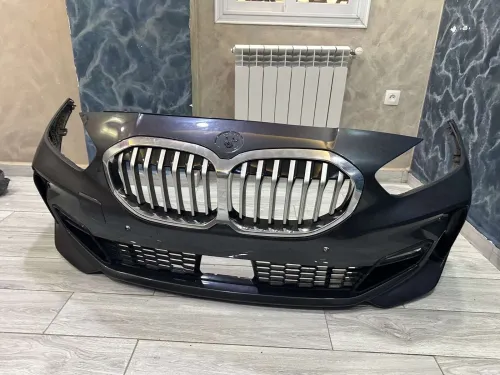 Parchic bmw serie 1 f40 pack M