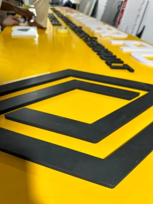 Découpe et fraisage CNC Forex Alucobonds Pmma 