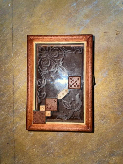 Coffret en bois artisanal fait main Finition élégante et design raffiné