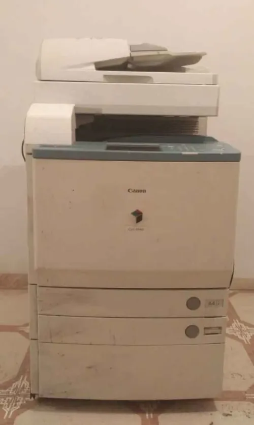 Photocopieur & finisseur CANON