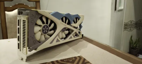 Rx 6700xt 12 gb Sakura édition