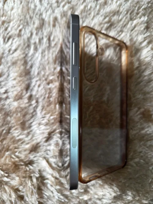 Samsung Galaxy s24 plus