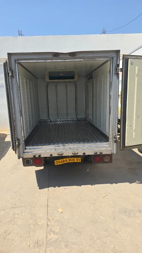 Kia k2700 