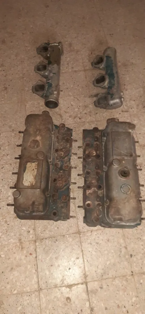 Culasse moteur Nissan 6 cylindre 