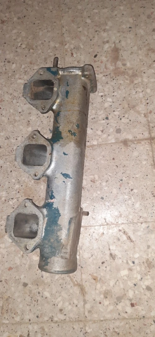 Culasse moteur Nissan 6 cylindre 