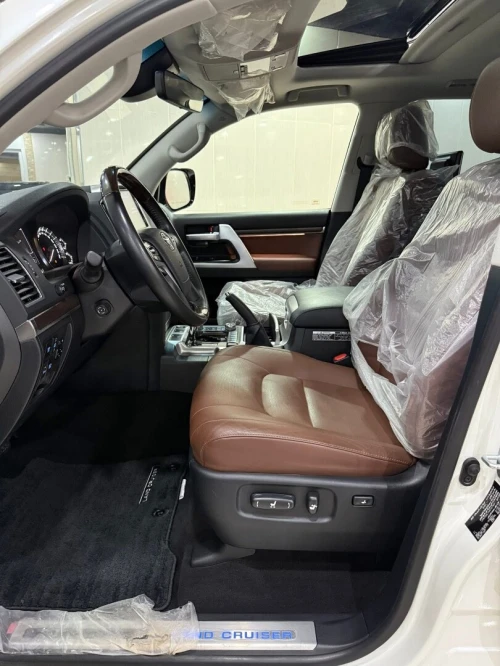 Toyota Land Cruiser  2021 V8 Vxr grand touring S