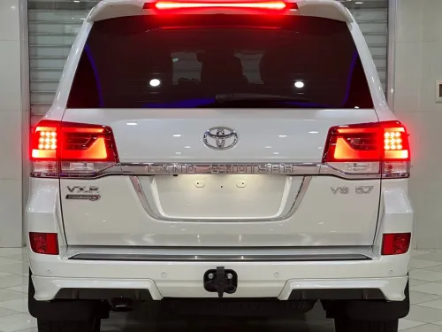 Toyota Land Cruiser  2021 V8 Vxr grand touring S