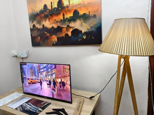 Tv 32P Smart + Démo Intégrer+ Support Marque Continental