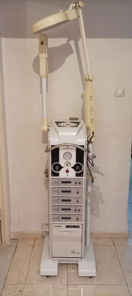 Vend matériel coiffure esthétique onglerie 