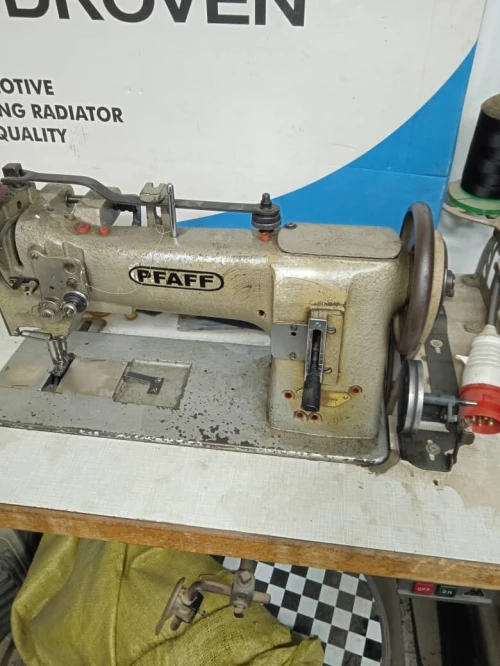 Machine à coudre industrielle pour cuir et chossures