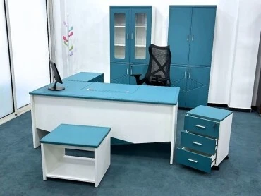 LES ENSEMBLES DES BUREAUX