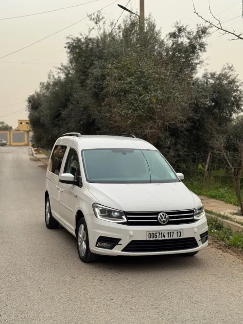 Volkswagen Caddy 2017 Highline