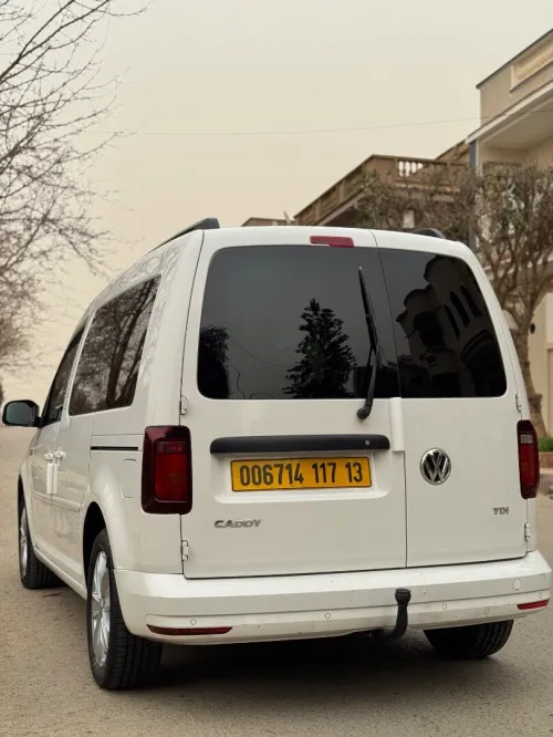 Volkswagen Caddy 2017 Highline