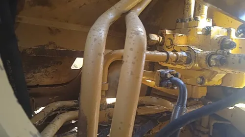 Chargeur Komatsu شارجور كوماتسي 420 1993