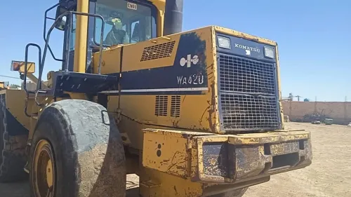 Chargeur Komatsu شارجور كوماتسي 420 1993