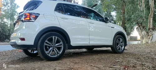 T-CROSS R-Line 2021 1.0 . 110ch essence turbo 100.000 KM