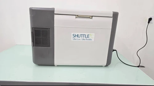 GLACIER CONGÉLATEUR PORTABLE À ULTRA-BASSE TEMPÉRATURE STIRLING ULTRACOLD SHUTTLE, -86 C,