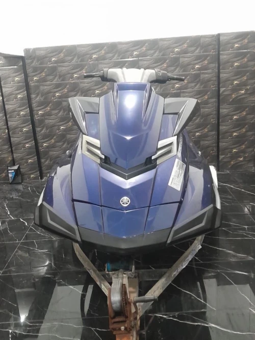 Yamaha Wave runner 2013