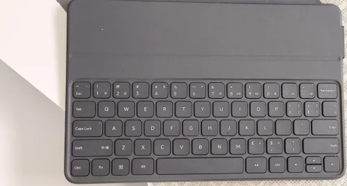 Clavier  Bluetooth QWERTY pour tablette Xiaomi Redmi Pad 2 Pro.