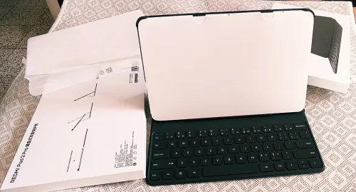 Clavier  Bluetooth QWERTY pour tablette Xiaomi Redmi Pad 2 Pro.