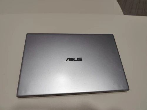ASUS VivoBook