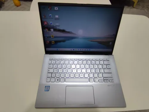 ASUS VivoBook
