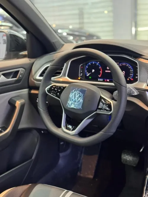 Volkswagen T-Roc 2025 Black edition