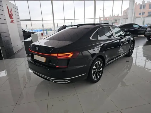 Volkswagen Passat 2025 R Line