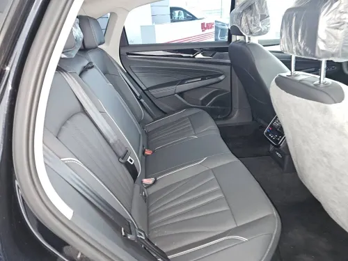 Volkswagen Passat 2025 R Line
