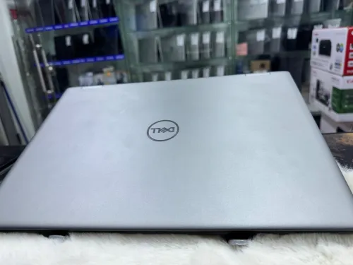 DELL PRÉCESSION 7680 i9 32G 1to RTX3500 Ada