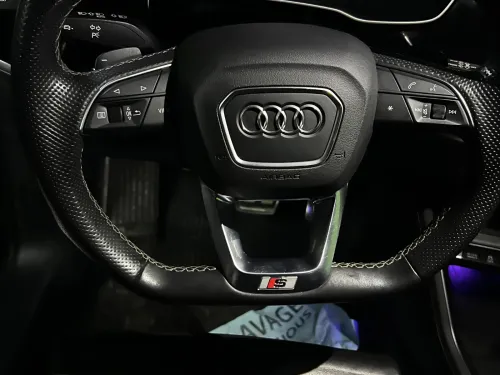 Audi Q3 2024 S-Line quattro