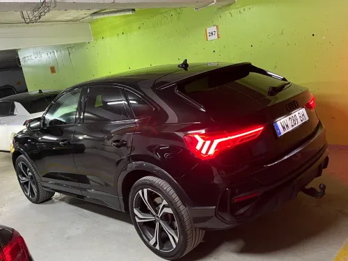 Audi Q3 2024 S-Line Quattro