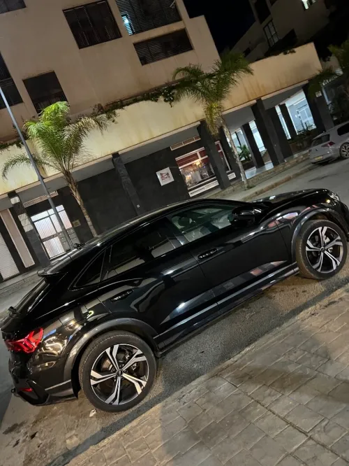 Audi Q3 2024 S-Line Quattro