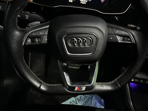 Audi Q3 2024 S-Line Quattro
