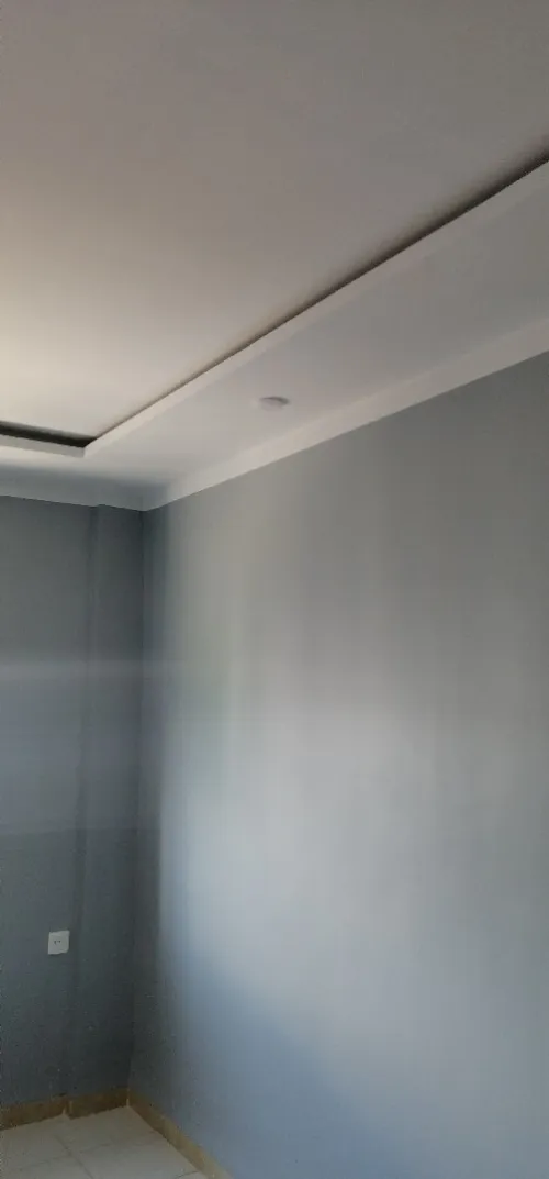 Peintre maison et décoration placeaux
