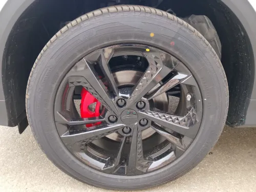 Geely Coolray 2026 Foll options
