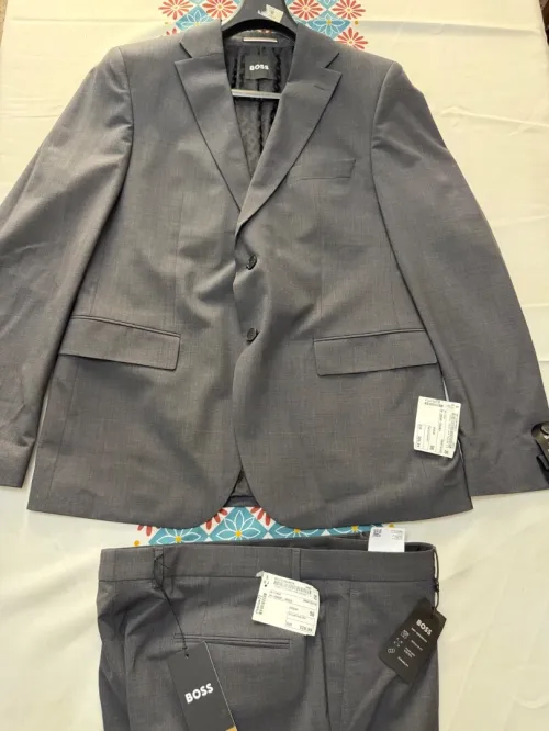 Costume dressler et hugo boss made in germany blue marine taille 56