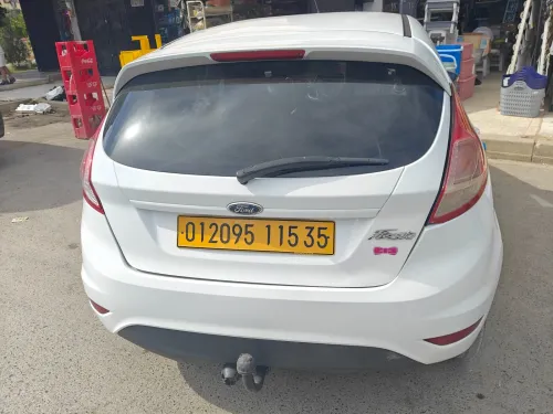 Ford Fiesta 2015 