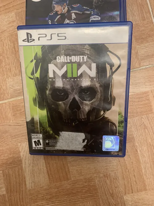 ps4/ps5 à vendre  Svp li intéresser y3ayd lhad num