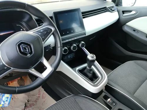 Renault Clio 5  2023 Authentic